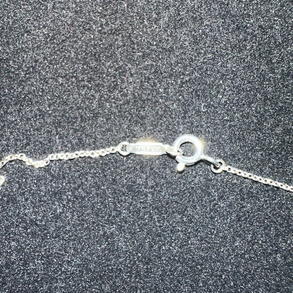 🔹Authentic Tiffany and Co .925 Necklace
🔹 - Picture 5 of 9